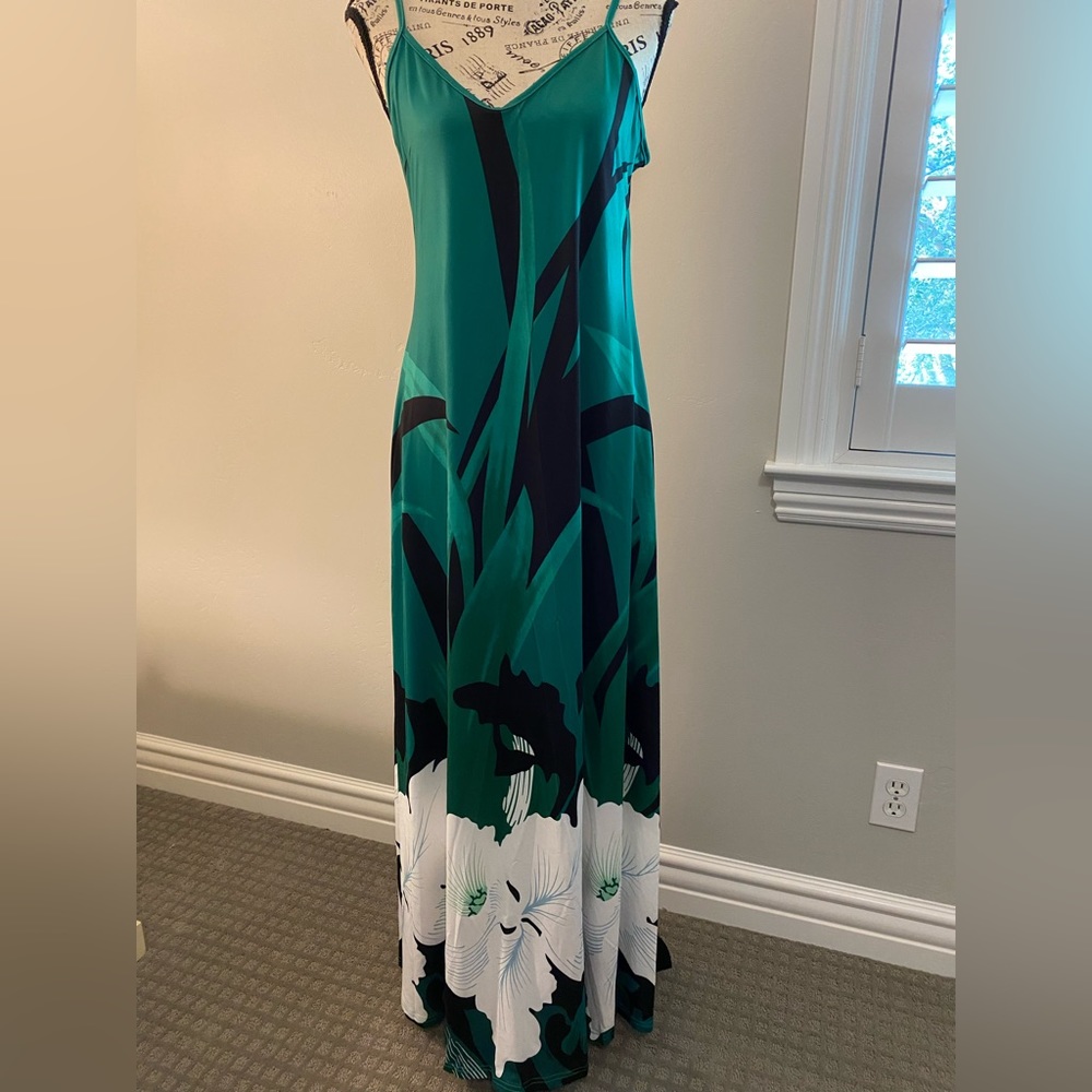 Green and navy hibiscus maxi